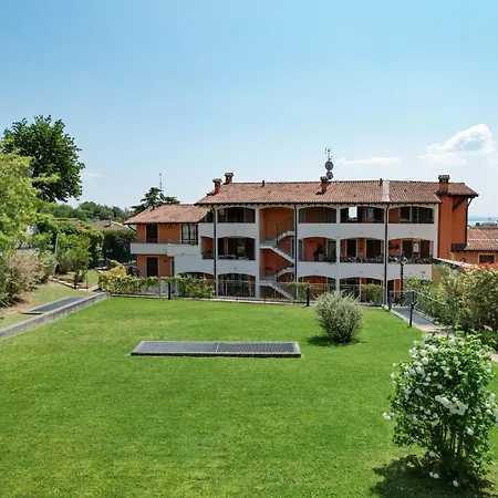 Apartamento La Pietra Del Garda Pool View By Bookinggardalake *